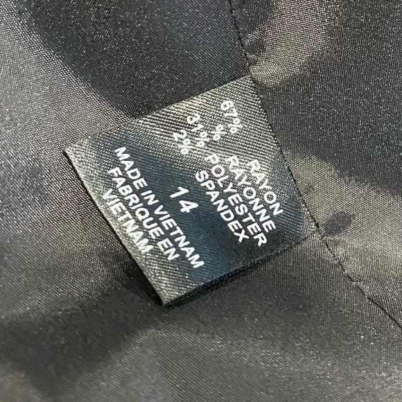 Tahari Charcoal Skirt - Picture 4 of 5